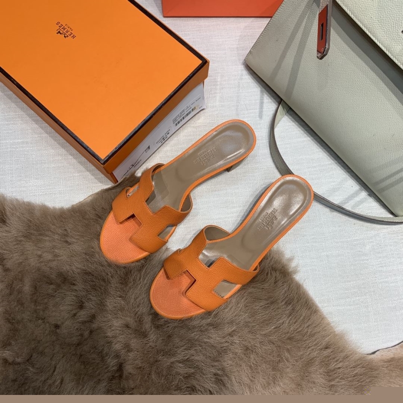 H**mes slippers